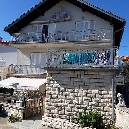 Primasrima Apartments Vodice Bagian luar foto