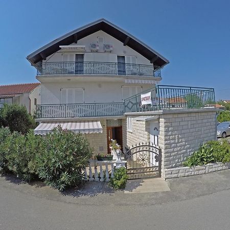 Primasrima Apartments Vodice Bagian luar foto